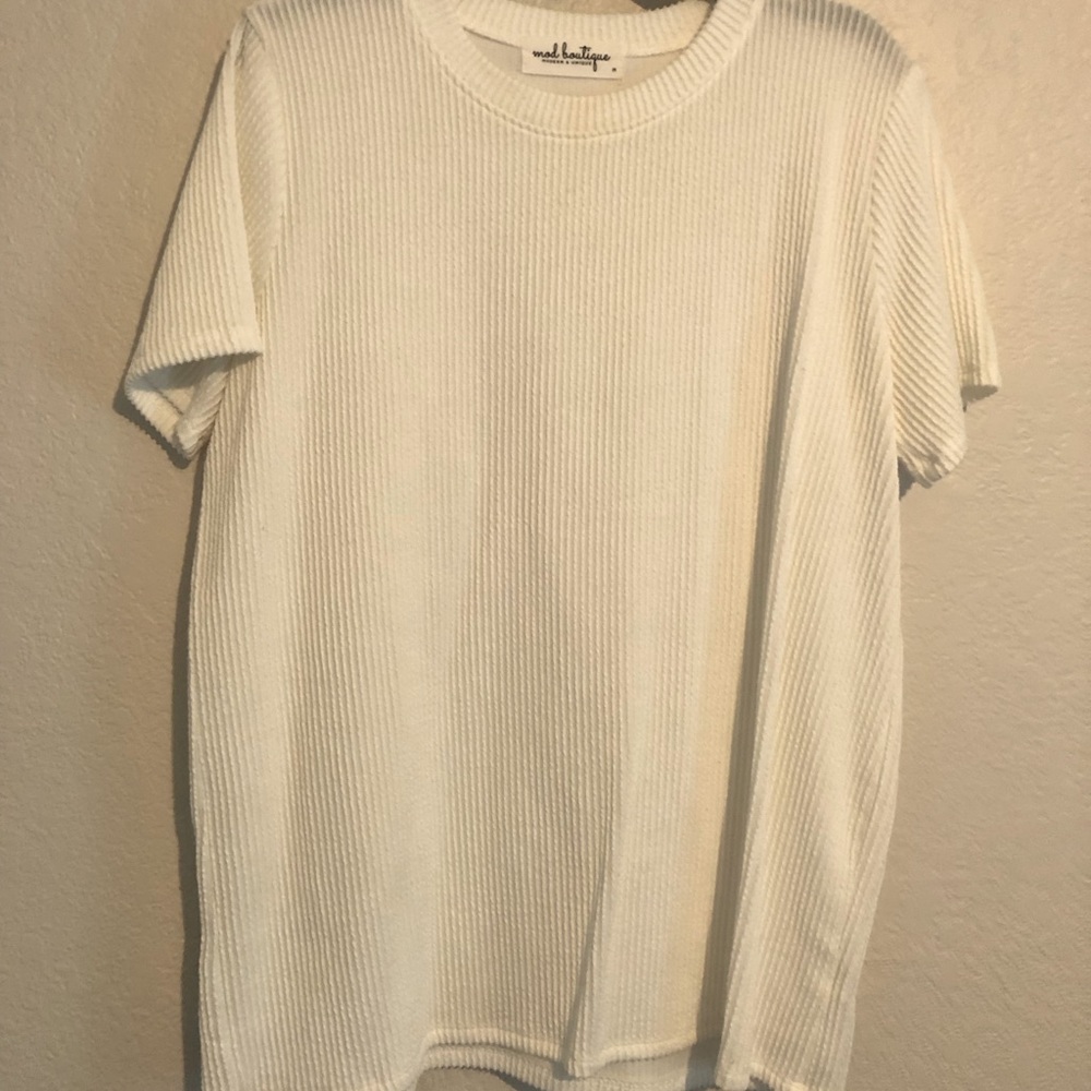 Mod Boutique ribbed white tee.  Size M
